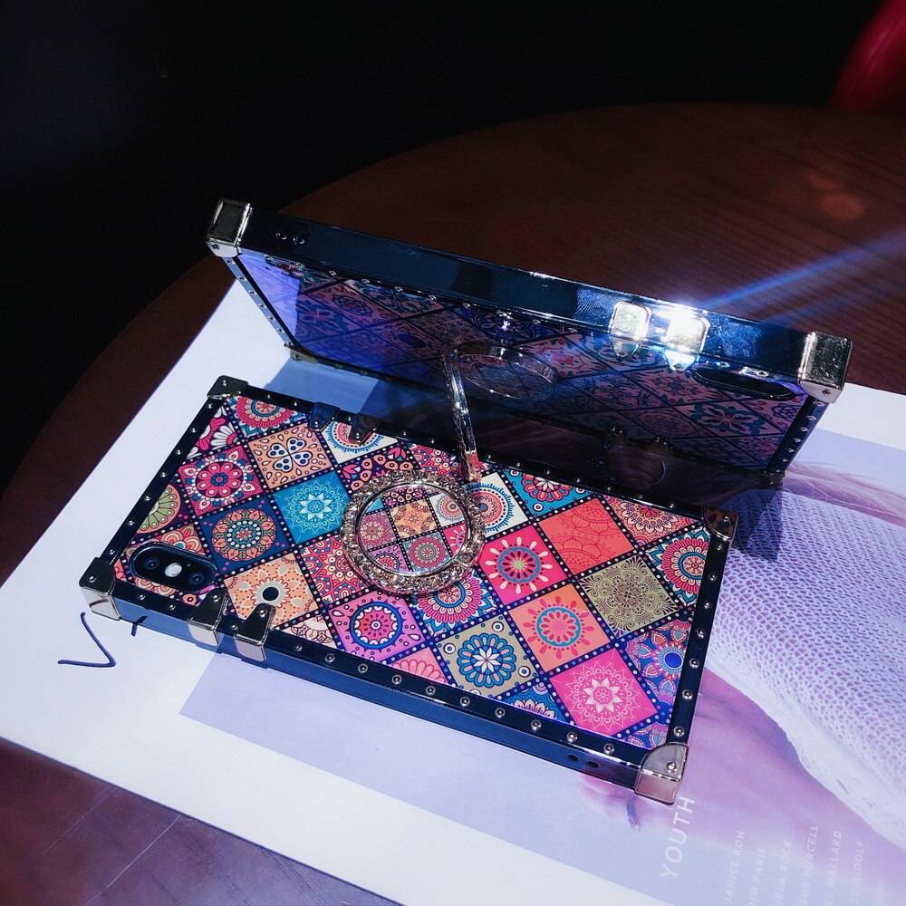 Bohemian Retro Crystal Bracket Phone Case for iPhone Phone Accessories Model : For iPhone 11|For iPhone 11 Pro|For iPhone 11 Pro Max|For iPhone Xr|For iPhone XS Max|For iPhone X XS|For iPhone 7 8 Plus|For iPhone 7 8|For iPhone 6S|For iPhone 6S Plus 
